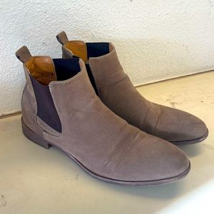 Chelsea Boots Size 11.5